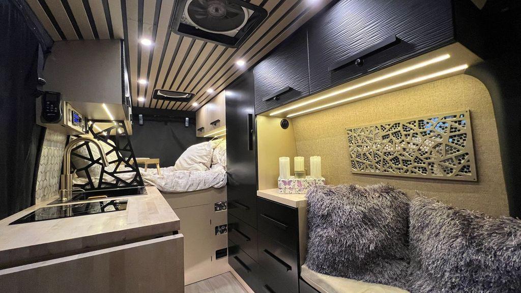 Calabasas Campervan