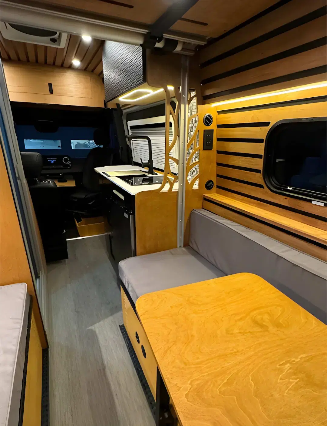 AWD new 2023 144 Sprinter Diesel
