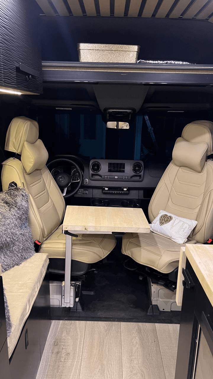 5. Swivel Double Seats