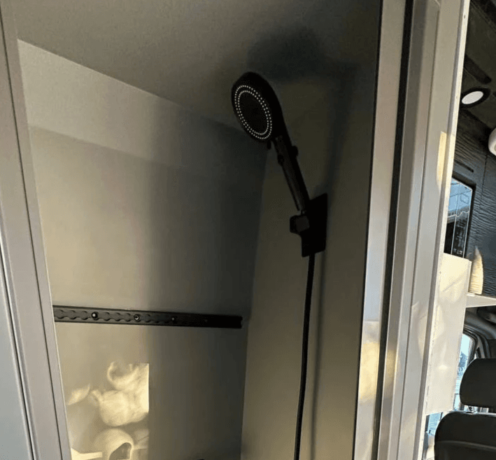 14. Aluminum bathroom