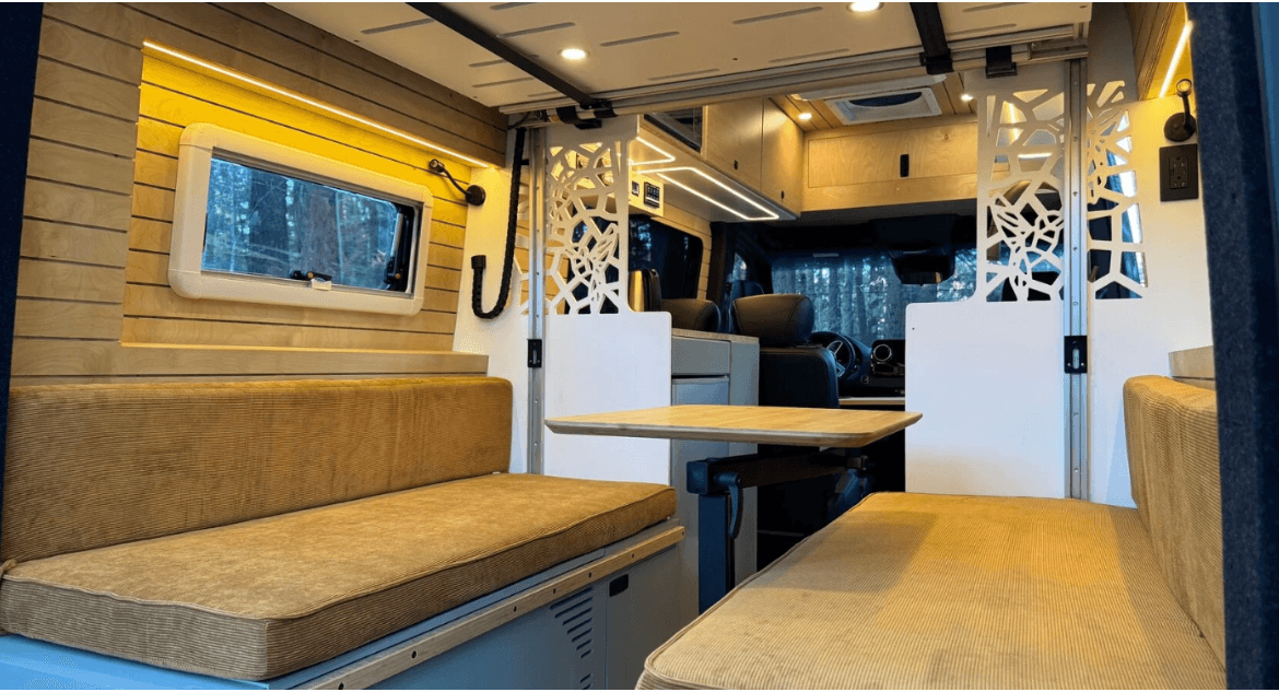 2.Dinette to Bed System
