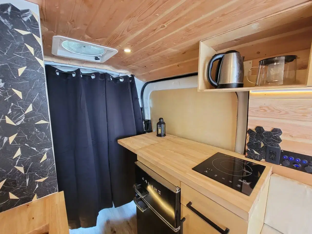 Palma Campervan - image 2